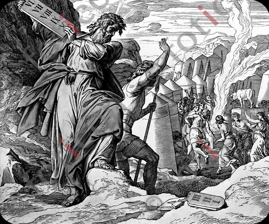 Moses zertrümmert die Gesetzestafeln | Moses smashed the tablets of Moses - Foto foticon-simon-045-sw-052.jpg | foticon.de - Bilddatenbank für Motive aus Geschichte und Kultur